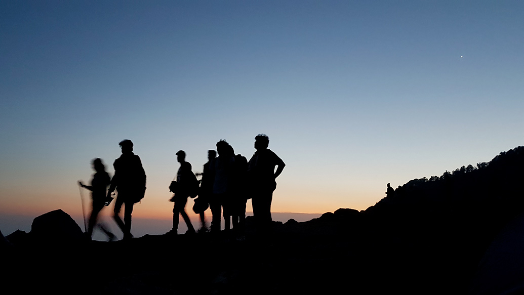 trekking-notturno_persone.jpg trekking-notturno_persone.jpg